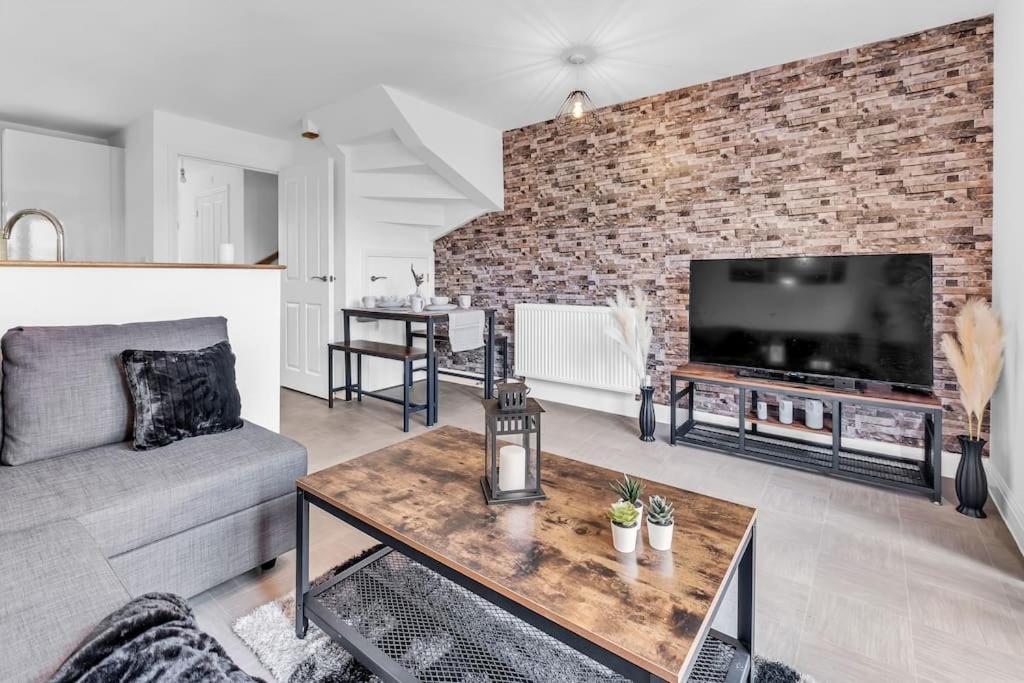 Beautiful 5 Bedroom Home In The City Centre With Gated Parking Бірмінгем Екстер'єр фото